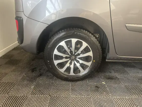 RENAULT KANGOO II - voiture d'occasion - Photo 25