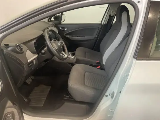 RENAULT ZOE - voiture d'occasion - Photo 18