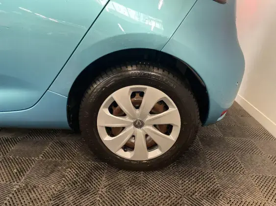 RENAULT ZOE - voiture d'occasion - Photo 24