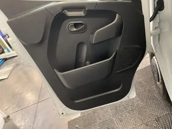 RENAULT MASTER FG III - voiture d'occasion - Photo 19