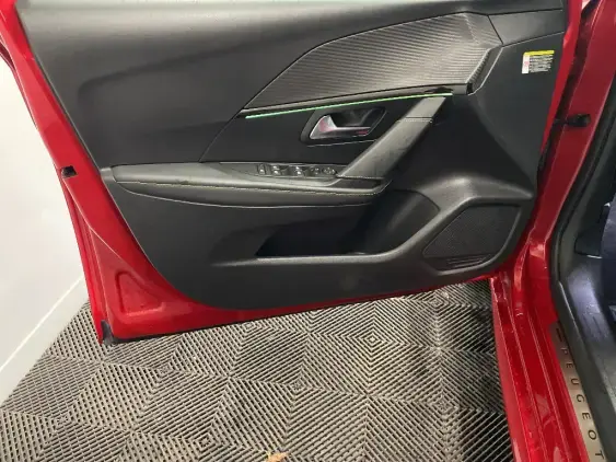 PEUGEOT 208 ELECTRIQUE II - voiture d'occasion - Photo 19