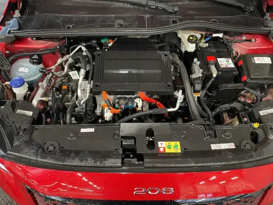 PEUGEOT 208 ELECTRIQUE II - voiture d'occasion - Photo 21