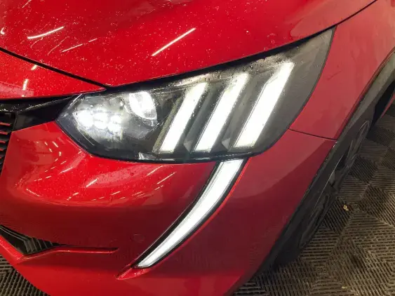 PEUGEOT 208 ELECTRIQUE II - voiture d'occasion - Photo 22