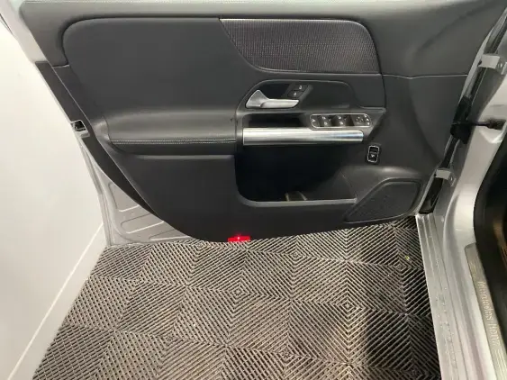 MERCEDES CLASSE B III - voiture d'occasion - Photo 19