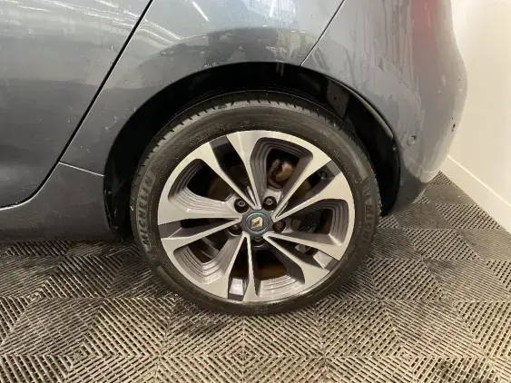 RENAULT ZOE - voiture d'occasion - Photo 24