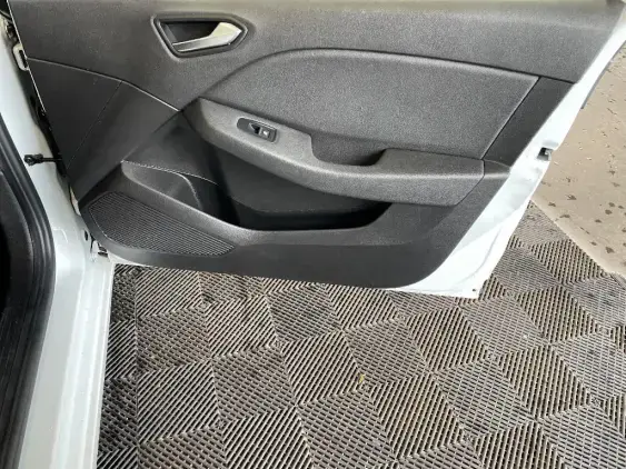 RENAULT CLIO V - voiture d'occasion - Photo 20