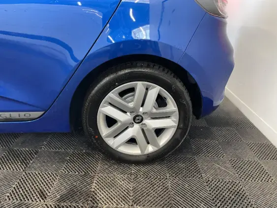 RENAULT CLIO V - voiture d'occasion - Photo 24