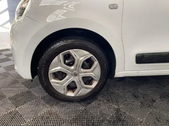 RENAULT TWINGO III - voiture d'occasion - Photo 23