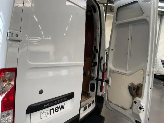 RENAULT MASTER III - voiture d'occasion - Photo 16