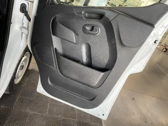 RENAULT MASTER III - voiture d'occasion - Photo 20