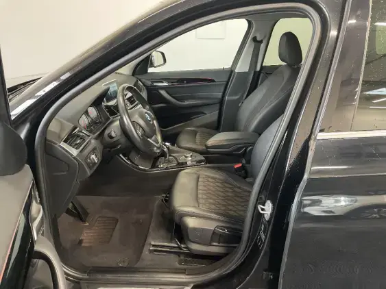 BMW X1 F48 - voiture d'occasion - Photo 18