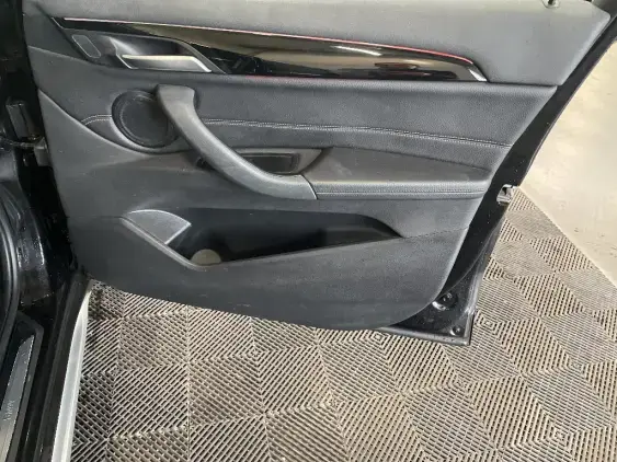 BMW X1 F48 - voiture d'occasion - Photo 20