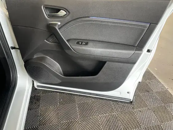 RENAULT CAPTUR II - voiture d'occasion - Photo 20