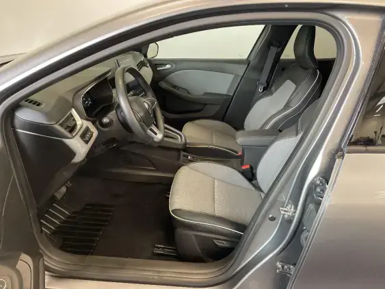 RENAULT CLIO V - voiture d'occasion - Photo 18