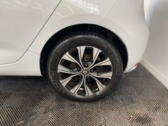 RENAULT ZOE - voiture d'occasion - Photo 24