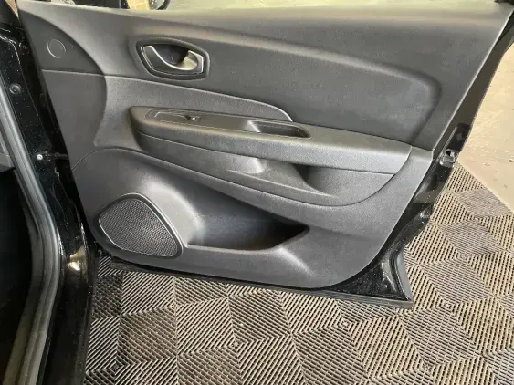 RENAULT CAPTUR - voiture d'occasion - Photo 20