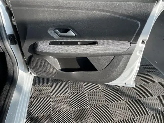 DACIA SANDERO III - voiture d'occasion - Photo 20