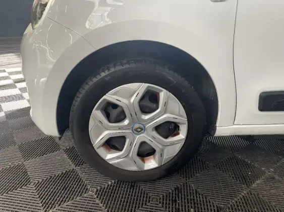 RENAULT TWINGO ELECTRIQUE III - voiture d'occasion - Photo 23