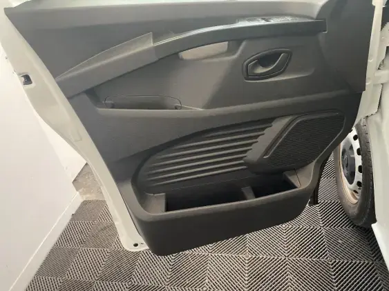 RENAULT TRAFIC FG III - voiture d'occasion - Photo 19