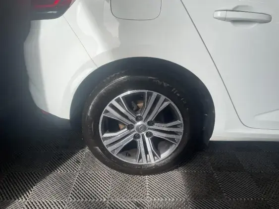 RENAULT MEGANE IV - voiture d'occasion - Photo 25