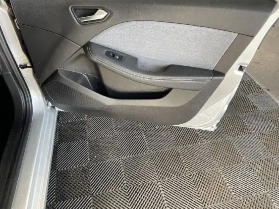 RENAULT CLIO V - voiture d'occasion - Photo 20