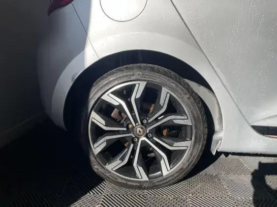 RENAULT CLIO V - voiture d'occasion - Photo 25