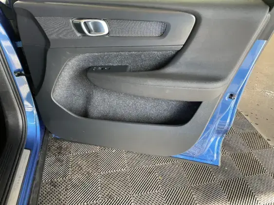 VOLVO XC40 - voiture d'occasion - Photo 20
