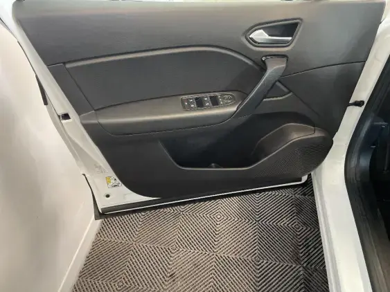RENAULT CAPTUR II - voiture d'occasion - Photo 19