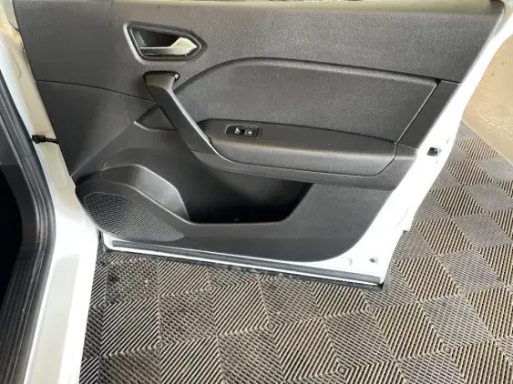 RENAULT CAPTUR II - voiture d'occasion - Photo 20
