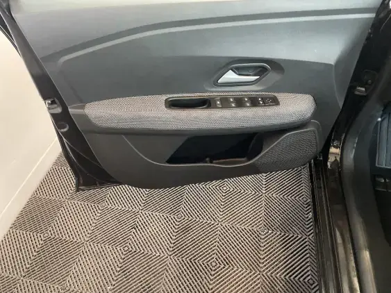 DACIA SANDERO III - voiture d'occasion - Photo 18