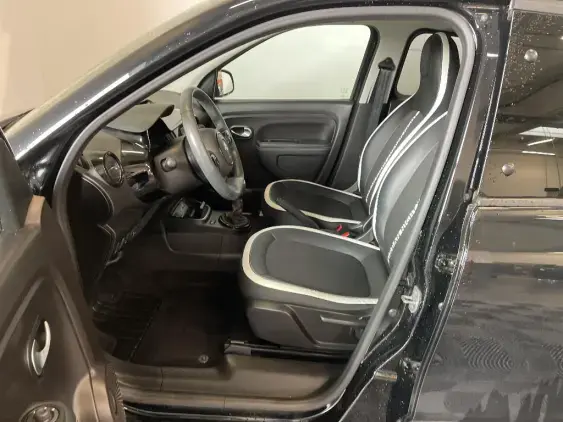 RENAULT TWINGO III - voiture d'occasion - Photo 18