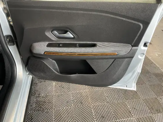 DACIA SANDERO III - voiture d'occasion - Photo 20