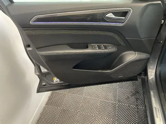 RENAULT ARKANA - voiture d'occasion - Photo 19