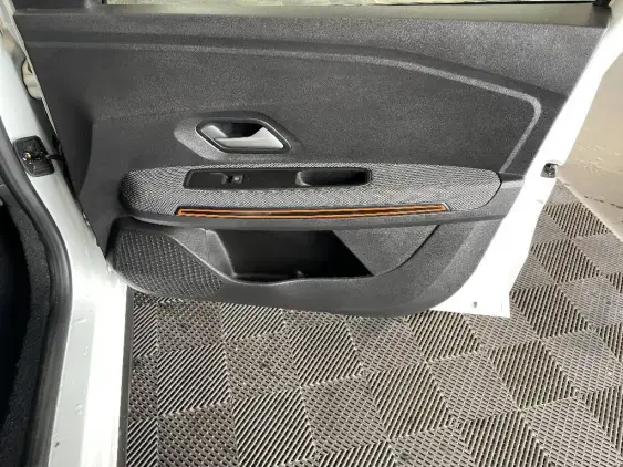 DACIA SANDERO III - voiture d'occasion - Photo 20