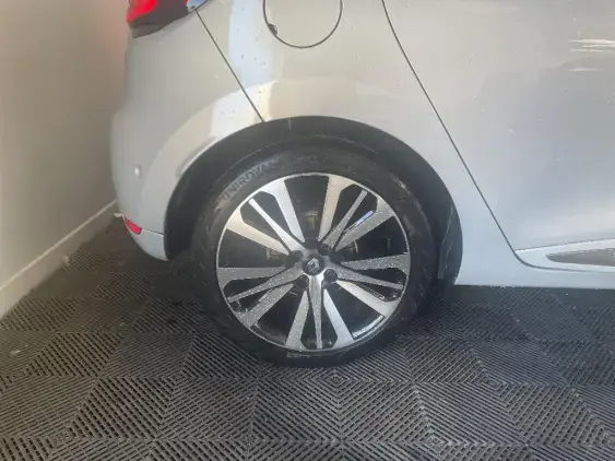 RENAULT CLIO IV - voiture d'occasion - Photo 25