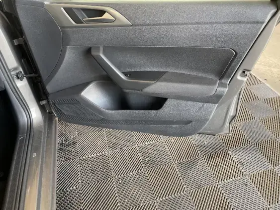 VOLKSWAGEN POLO VI - voiture d'occasion - Photo 20