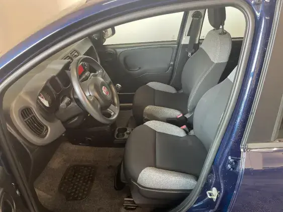 FIAT PANDA III - voiture d'occasion - Photo 17