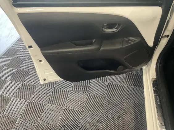 TOYOTA AYGO II - voiture d'occasion - Photo 19