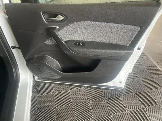 RENAULT CAPTUR II - voiture d'occasion - Photo 20