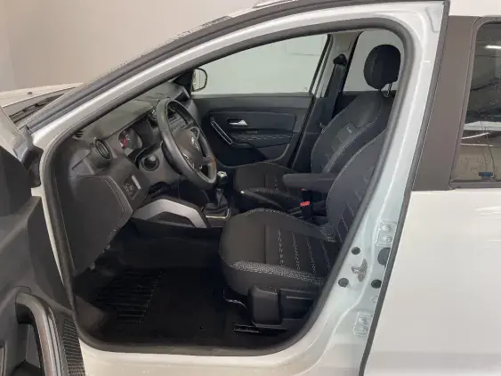 DACIA DUSTER II - voiture d'occasion - Photo 18
