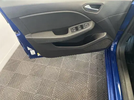 RENAULT CLIO V - voiture d'occasion - Photo 19