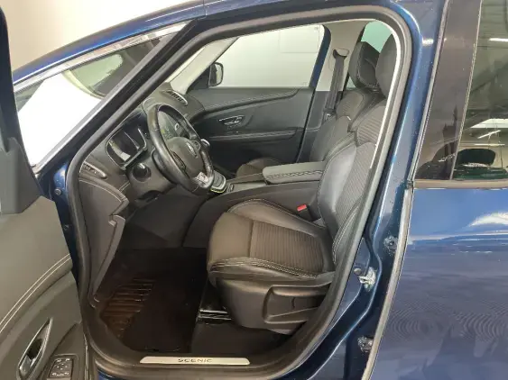 RENAULT SCENIC IV - voiture d'occasion - Photo 18