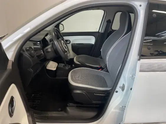 RENAULT TWINGO III - voiture d'occasion - Photo 18