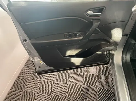 RENAULT CAPTUR II - voiture d'occasion - Photo 19