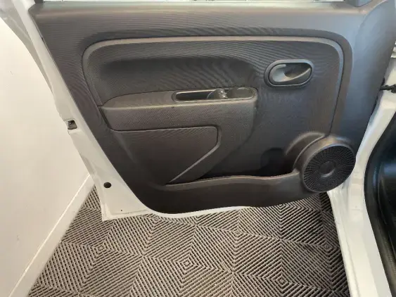 RENAULT TWINGO ELECTRIQUE III - voiture d'occasion - Photo 19