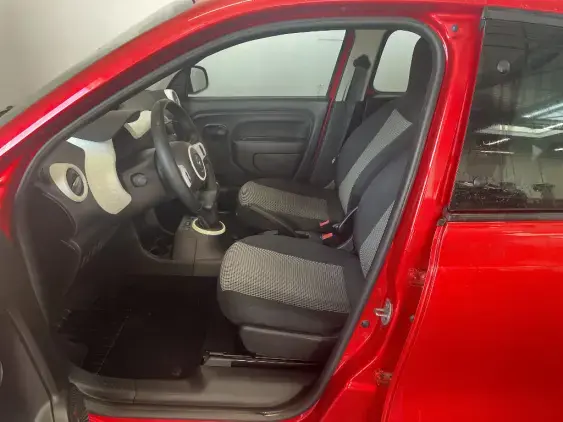 RENAULT TWINGO III - voiture d'occasion - Photo 18