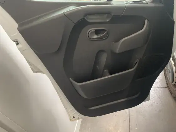 RENAULT MASTER FG III - voiture d'occasion - Photo 19
