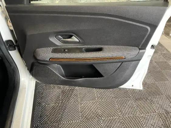 DACIA SANDERO III - voiture d'occasion - Photo 20