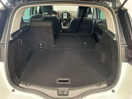 RENAULT SCENIC IV - voiture d'occasion - Photo 16