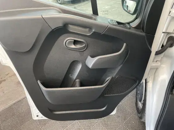 RENAULT MASTER FG III - voiture d'occasion - Photo 19